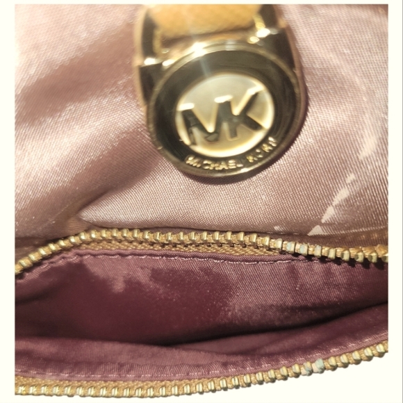 Michael Kors Kempton Nylon Tan Gold Tone Hardware Lightweight Crossbody Bag - Picture 5 of 10